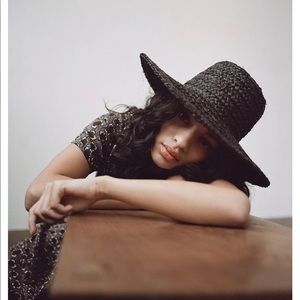 BROOKES BOSWELL Farm Hat